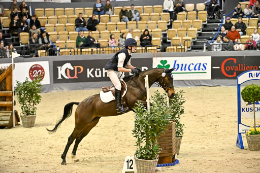  | 12022026 Indoor VS _281 