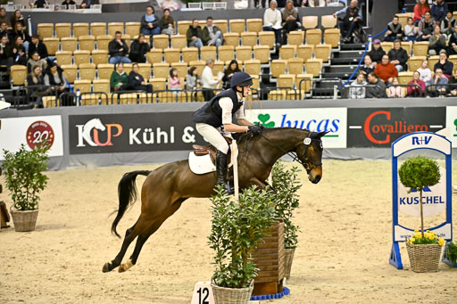  | 12022026 Indoor VS _282 