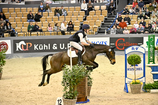  | 12022026 Indoor VS _283 