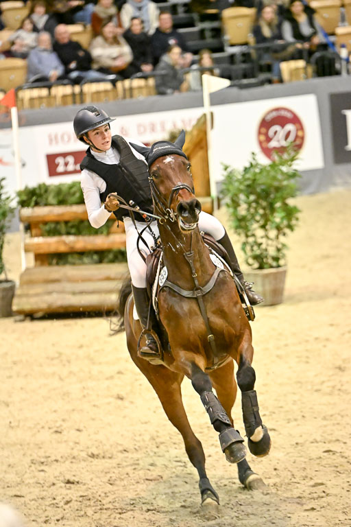  | 12022026 Indoor VS _316 