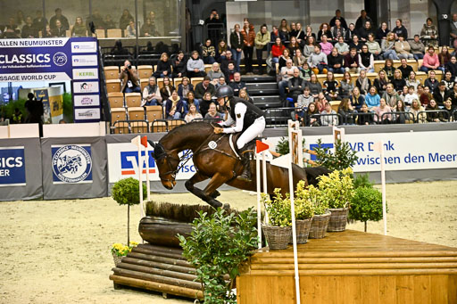  | 12022026 Indoor VS _320 