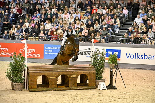  | 12022026 Indoor VS _323 