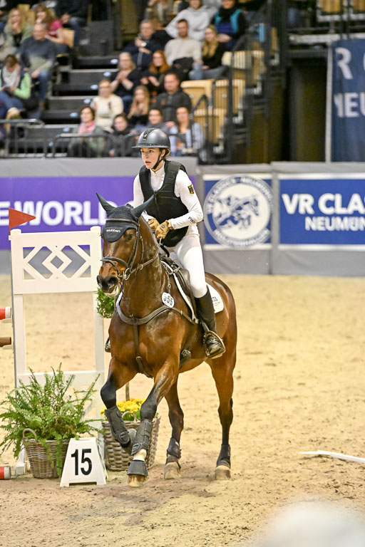  | 12022026 Indoor VS _333 