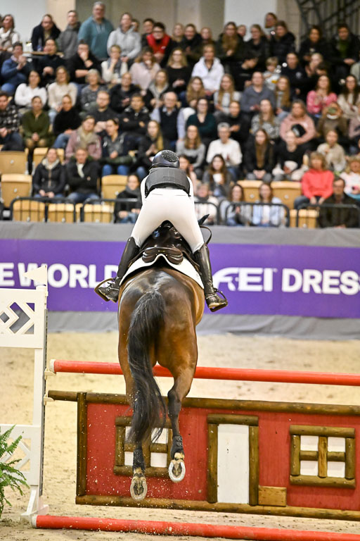  | 12022026 Indoor VS _336 