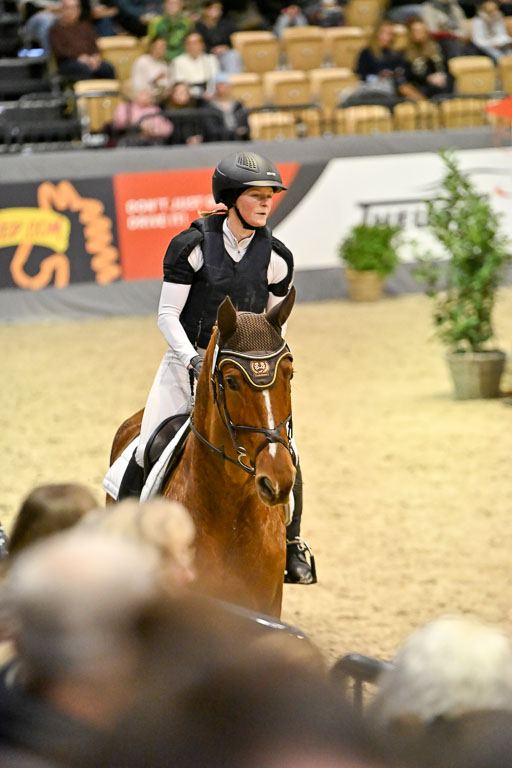  | 12022026 Indoor VS _355 