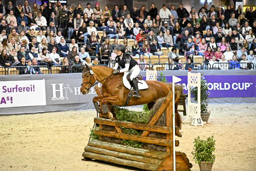  | 12022026 Indoor VS _358 