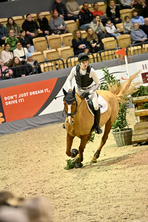  | 12022026 Indoor VS _394 