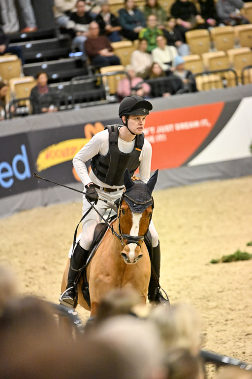  | 12022026 Indoor VS _397 