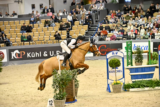  | 12022026 Indoor VS _413 