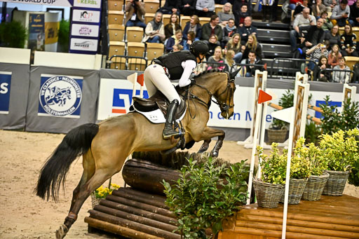  | 12022026 Indoor VS _431 