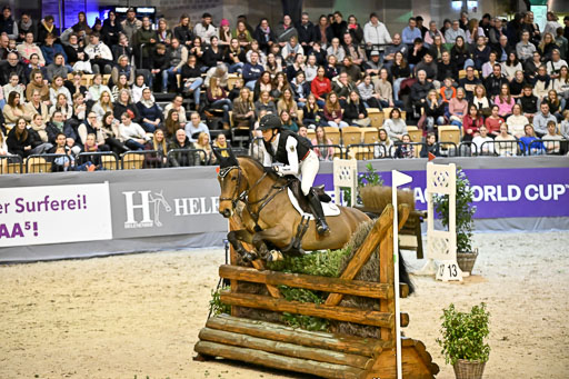  | 12022026 Indoor VS _447 