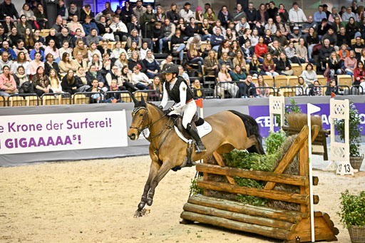  | 12022026 Indoor VS _448 