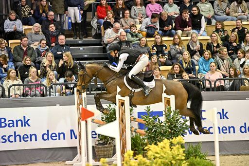  | 12022026 Indoor VS _457 