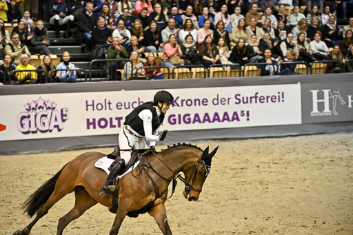  | 12022026 Indoor VS _470 