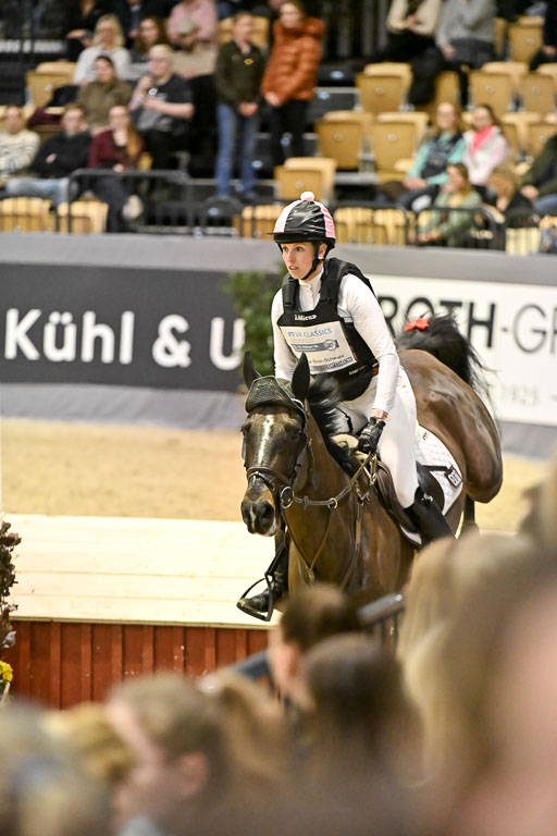  | 12022026 Indoor VS _479 