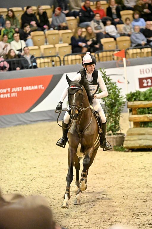  | 12022026 Indoor VS _491 