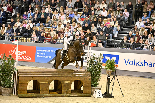  | 12022026 Indoor VS _502 