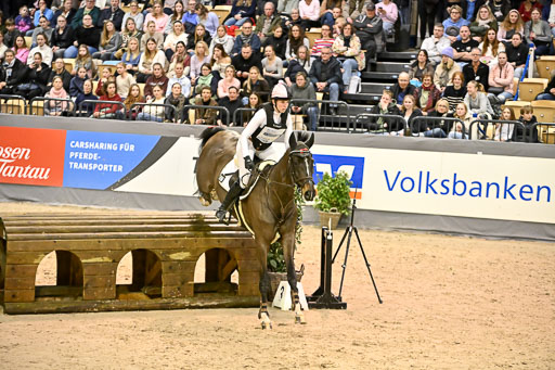  | 12022026 Indoor VS _504 