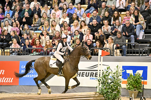  | 12022026 Indoor VS _546 