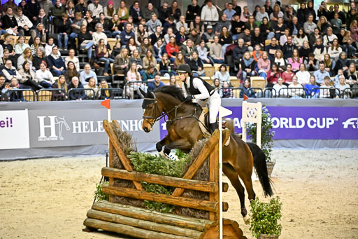  | 12022026 Indoor VS _576 