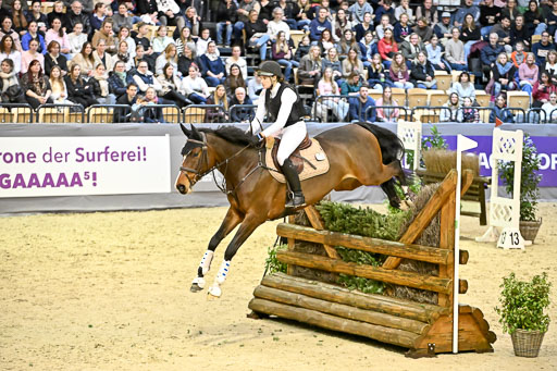  | 12022026 Indoor VS _580 