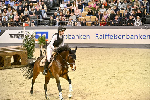  | 12022026 Indoor VS _588 