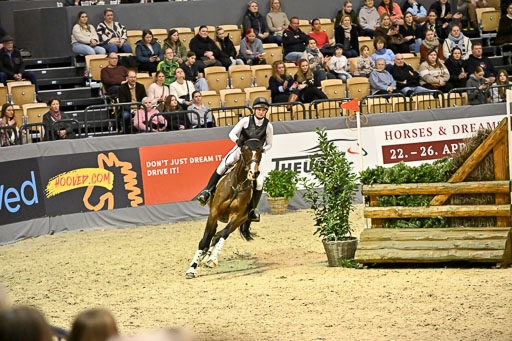  | 12022026 Indoor VS _591 