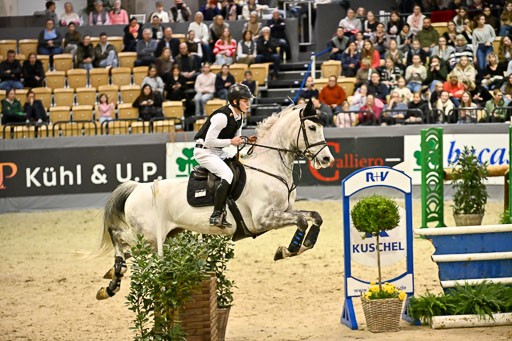  | 12022026 Indoor VS _703 