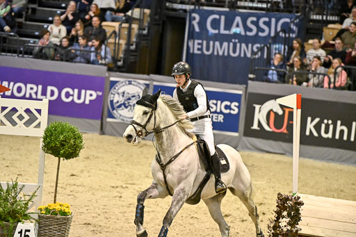  | 12022026 Indoor VS _713 