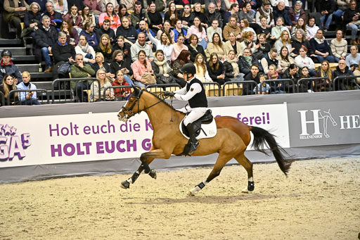  | 12022026 Indoor VS _762 