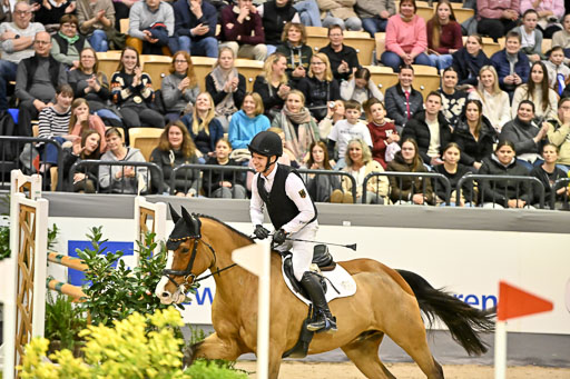  | 12022026 Indoor VS _784 