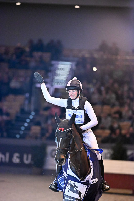  | 12022026 Indoor VS _900 