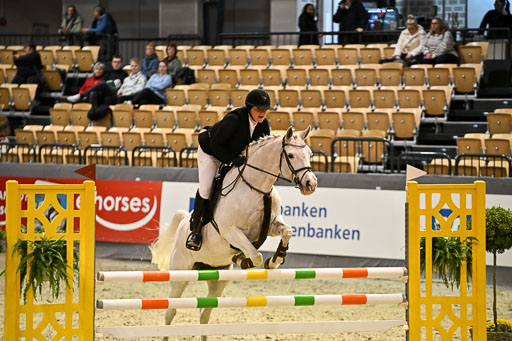  | 12022026 Team Trophy _100 