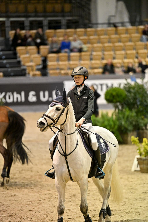  | 12022026 Team Trophy _158 