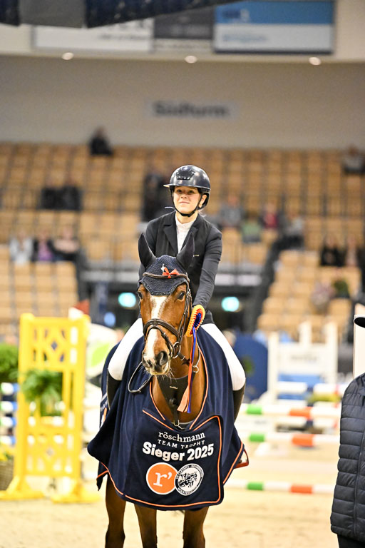  | 12022026 Team Trophy _176 