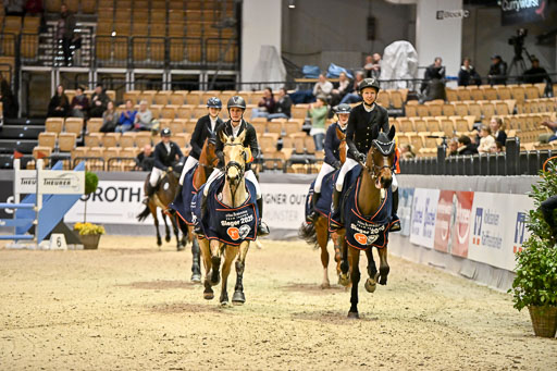  | 12022026 Team Trophy _194 